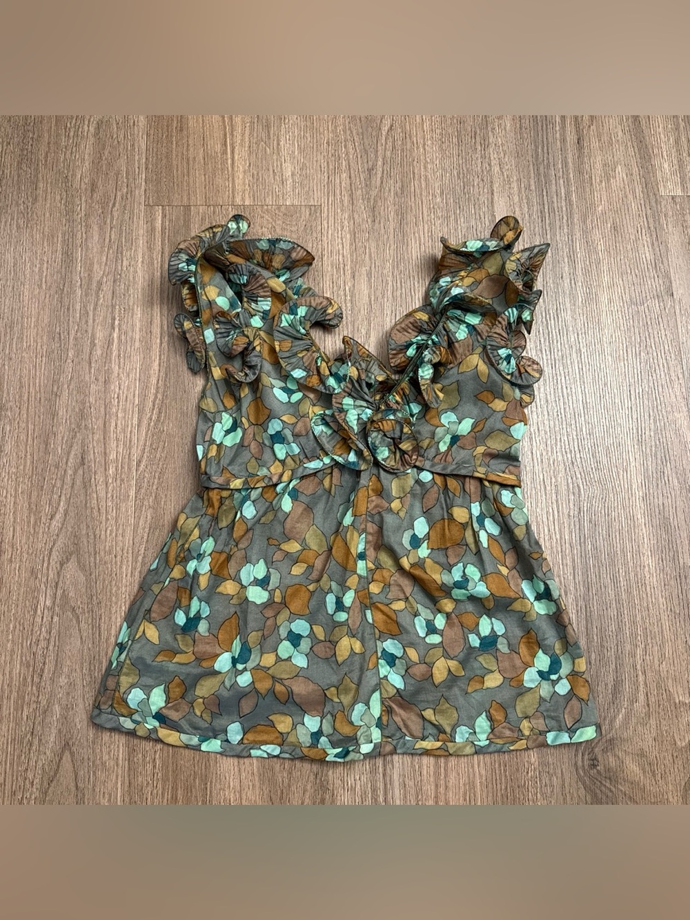 Vintage Y2K, Marc Jacobs Brown and teal floral print ruffle blouse. Size 6.